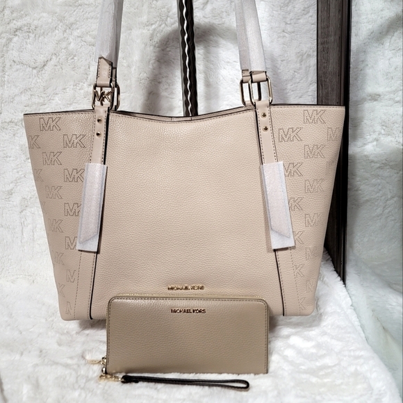 🍒 NWT Michael Kors 2 SET Convertible Shoulder Bag Tote Purse Wallet Signature - Picture 6 of 14